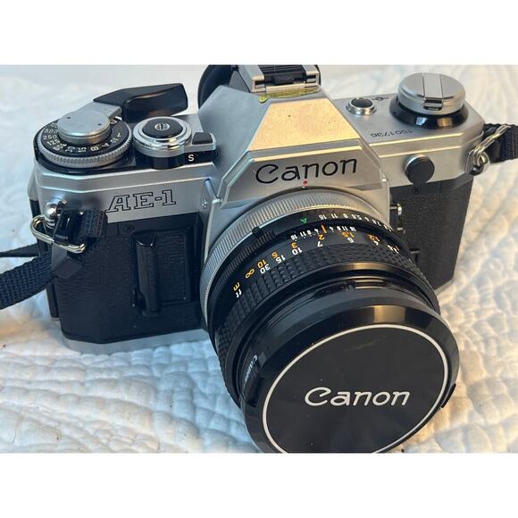 Canon Other - Canon AE-1 FD 50mm f/1.8 with Flash in Case Owners Manual and Gadg-IT Bag TESTED